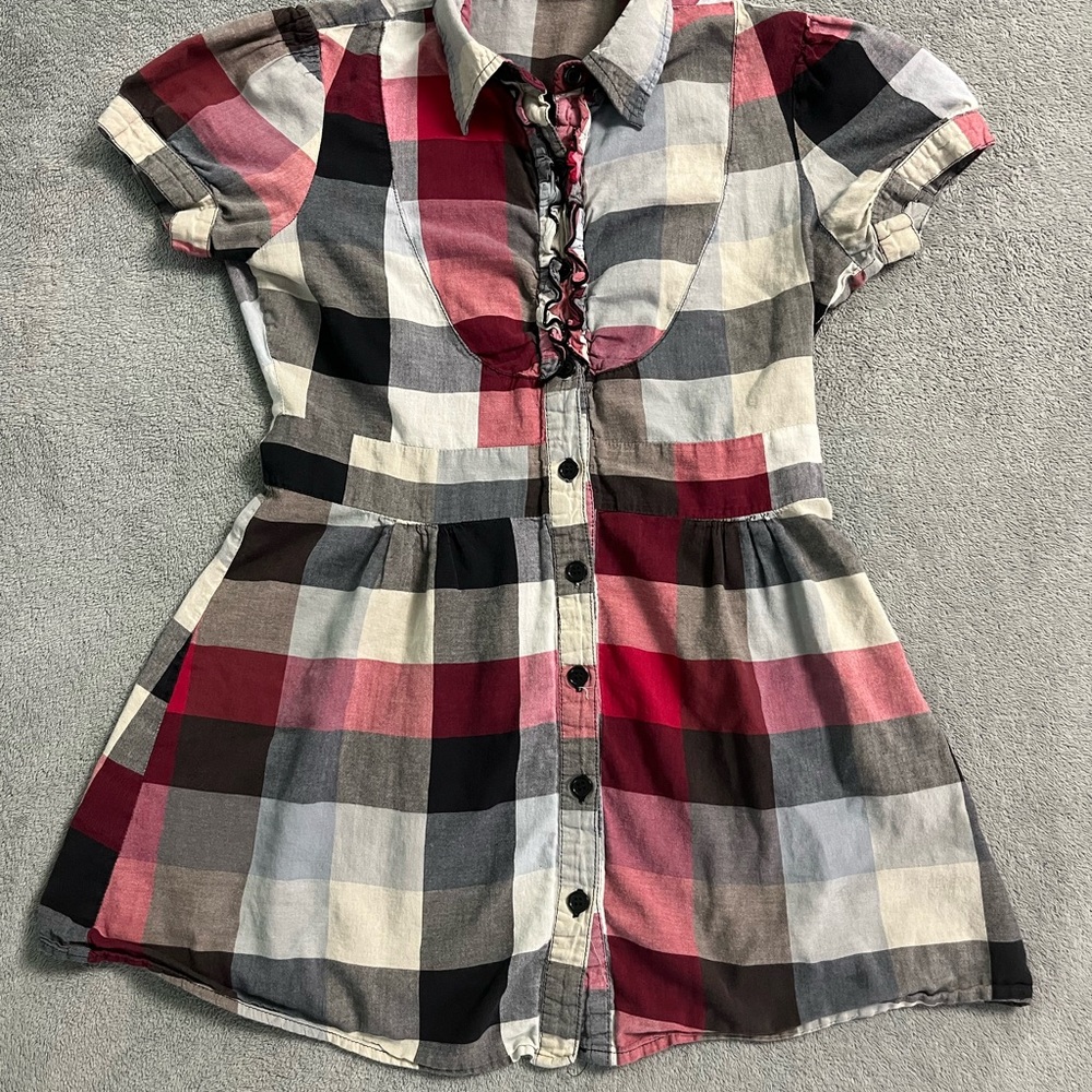 Women’s Candy Couture button down shirt size medium